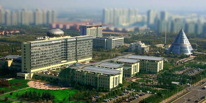 发布：招商云澜湾以品质铸就传奇!麻将胡了游戏聚焦招商云澜湾售楼处(图2)